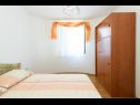 Appartamenti Vese - 100 m from beach: A1(2+2), A2(2+2), A3(5+3), A4(2+2) Sveti Petar - Riviera Biograd  - Appartamento - A1(2+2): la camera da letto