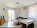Appartamenti Vese - 100 m from beach: A1(2+2), A2(2+2), A3(5+3), A4(2+2) Sveti Petar - Riviera Biograd  - Appartamento - A1(2+2): il soggiorno