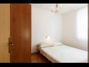Appartamenti Vese - 100 m from beach: A1(2+2), A2(2+2), A3(5+3), A4(2+2) Sveti Petar - Riviera Biograd  - Appartamento - A2(2+2): la camera da letto
