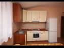 Appartamenti Vese - 100 m from beach: A1(2+2), A2(2+2), A3(5+3), A4(2+2) Sveti Petar - Riviera Biograd  - Appartamento - A3(5+3): la cucina