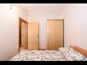Appartamenti Vese - 100 m from beach: A1(2+2), A2(2+2), A3(5+3), A4(2+2) Sveti Petar - Riviera Biograd  - Appartamento - A4(2+2): la camera da letto