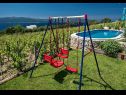 Casa vacanza Ivo - house with pool: H(4+1) Bol - Isola di Brac  - Croazia - parco giochi per i bambini