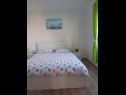 Appartamenti Perica - 10 m from sea: A1(4) Postira - Isola di Brac  - Appartamento - A1(4): la camera da letto