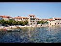 Appartamenti Nikola - 200 m from beach: A1(2), A2(2+1) Postira - Isola di Brac  - la spiaggia