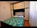Appartamenti Pavao -  with parking : A1(4), A2(4+2) Postira - Isola di Brac  - Appartamento - A2(4+2): la camera da letto