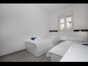 Appartamenti Jakov - modern and cosy with pool: B2(4), B3(5) Postira - Isola di Brac  - Appartamento - B2(4): la camera da letto