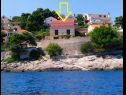 Appartamenti e camere Ref - 20 m from sea : 1 - A1(4+1), 2 - A2(2+1), 3 - R1(2), 4 - R2(2) Baia Puntinak (Selca) - Isola di Brac  - Croazia - la casa