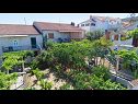 Appartamenti Zora - with large garden terrace: A(5) Donji-Polanda Supetar - Isola di Brac  - la casa