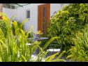 Appartamenti Stone garden - cosy and comfy : A1(4), A2(2) Supetar - Isola di Brac  - la terrazza ortense