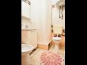 Appartamenti Ivan - 50 m from sea: A1(4) Sutivan - Isola di Brac  - Appartamento - A1(4): il bagno con la toilette