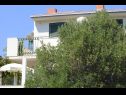 Appartamenti Rina - 200 m from beach: A1(6) Okrug Donji - Isola di Ciovo  - la casa