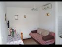 Appartamenti Tomislav - 120 m from beach: A1(2), A2(2) Okrug Donji - Isola di Ciovo  - Appartamento - A2(2): la sala da pranzo