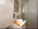 Appartamenti Slavena - with pool : A3(4+2) Okrug Gornji - Isola di Ciovo  - Appartamento - A3(4+2): il bagno con la toilette