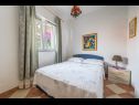 Appartamenti Branko - 60m from the beach: SA1 (3+1), A2 (4), A3 (4) Okrug Gornji - Isola di Ciovo  - Appartamento - A2 (4): la camera da letto