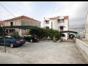 Appartamenti Antonia - 5 m from sea : A4 (2+2), A5 (2+2) Okrug Gornji - Isola di Ciovo  - la casa