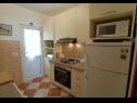 Appartamenti Milena - beautiful & close to the beach: A1(5) Okrug Gornji - Isola di Ciovo  - Appartamento - A1(5): la cucina