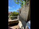 Appartamenti Jakov - large terrace : A1(4+1) Okrug Gornji - Isola di Ciovo  - lo sguardo (casa e dintorni)