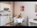 Appartamenti Kari A5(4) , SA1(2), SA2(2), SA3(2), SA4(2)  Crikvenica - Riviera Crikvenica  - Studio appartamento - SA1(2): la cucina con la sala da pranzo