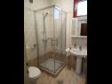 Appartamenti Darka 1 - SA3(2), 2 - SA4(2), 3 - SA7(2), 4 - SA12(2), 9 - A9(2+2) Crikvenica - Riviera Crikvenica  - il bagno con la toilette