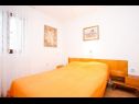 Appartamenti Miro - 300 m from sea: A1 Plavi(2+2), A2 Crveni(2+2), A3 Zeleni(2+2) Jadranovo - Riviera Crikvenica  - Appartamento - A3 Zeleni(2+2): la camera da letto
