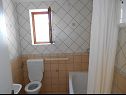 Appartamenti Kate - free private parking: A1(6), A2(3+1)Kada, A3(3+1)Tus Novi Vinodolski - Riviera Crikvenica  - Appartamento - A2(3+1)Kada: il bagno con la toilette
