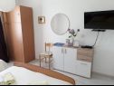 Appartamenti Dioniza - 150 m from beach: A1(2+2), A2(3), A3(2+2) Jelsa - Isola di Hvar  - Appartamento - A2(3): la camera da letto