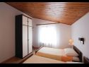 Appartamenti Bruno - spacious yard: A1(4+2) Barban - Istria  - Appartamento - A1(4+2): la camera da letto
