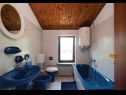 Appartamenti Bruno - spacious yard: A1(4+2) Barban - Istria  - Appartamento - A1(4+2): il bagno con la toilette