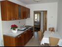 Appartamenti Zdravko: A1(2+2), A2(2+2) Fazana - Istria  - Appartamento - A1(2+2): la cucina con la sala da pranzo