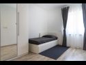 Appartamenti Roma - with terrace : A1(4) Fazana - Istria  - Appartamento - A1(4): la camera da letto