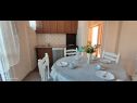 Appartamenti Nadica - close to center A1(4) Fazana - Istria  - Appartamento - A1(4): la cucina con la sala da pranzo
