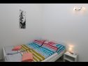 Appartamenti Daci - with pool: A1(4) Medulin - Istria  - Appartamento - A1(4): la camera da letto