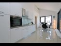 Appartamenti Daci - with pool: A1(4) Medulin - Istria  - Appartamento - A1(4): la cucina con la sala da pranzo