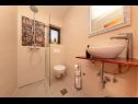 Casa vacanza Berto - with pool: H(4+2) Pomer - Istria  - Croazia - H(4+2): il bagno con la toilette