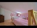 Appartamenti Svjetlana SA1(2+1), SA2(2+1), SA3(2) Pula - Istria  - Studio appartamento - SA1(2+1): la camera da letto