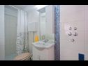 Appartamenti Svjetlana SA1(2+1), SA2(2+1), SA3(2) Pula - Istria  - Studio appartamento - SA3(2): il bagno con la toilette