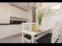 Appartamenti Regent 2 - exclusive location: A1(2+2), SA(2) Rovinj - Istria  - Appartamento - A1(2+2): la cucina con la sala da pranzo