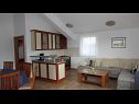 Appartamenti Ema A1(4), A2(4) Malinska - Isola di Krk  - Appartamento - A2(4): la cucina con la sala da pranzo
