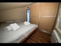 Appartamenti Ivona - open swimming pool: A1 (4+2), A2 (2+2) Njivice - Isola di Krk  - Appartamento - A2 (2+2): la camera da letto