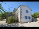 Appartamenti Insula Insule - rustic & peaceful: SA1(2+1), SA2(2+1) Skrbcici - Isola di Krk  - il parcheggio (casa e dintorni)