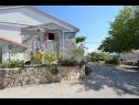 Appartamenti Insula Insule - rustic & peaceful: SA1(2+1), SA2(2+1) Skrbcici - Isola di Krk  - la casa