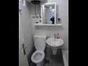 Appartamenti Jasna - family friendly: A1 Prizemlje (2+2), A2 Gornji (2+2) Baska Voda - Riviera Makarska  - Appartamento - A1 Prizemlje (2+2): il bagno con la toilette