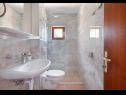 Appartamenti Ante M - 100 m from beach: A1(4+2), A2(4+2), C3(2) Brela - Riviera Makarska  - Appartamento - A2(4+2): il bagno con la toilette