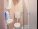 Appartamenti Ante - seaview A1(5), SA2(3), SA3(2+1) Brela - Riviera Makarska  - Studio appartamento - SA3(2+1): il bagno con la toilette