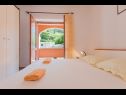Appartamenti Ruze - 200 m from sea : A1(6+1), A2(8+1) Brela - Riviera Makarska  - Appartamento - A1(6+1): la camera da letto