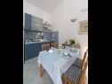 Appartamenti Blue - 100 m from beach: A1(3+1) Igrane - Riviera Makarska  - Appartamento - A1(3+1): la cucina con la sala da pranzo