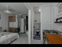 Appartamenti Vlatko - affordable & cosy: SA1(4), SA2(2+2), SA3(2+2) Krvavica - Riviera Makarska  - Studio appartamento - SA1(4): la cucina