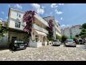 Appartamenti Denis - great location & large terrace: A1(5) Makarska - Riviera Makarska  - la casa