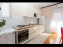 Appartamenti Željko - spacious and affordable A1(6+2), SA2(2), SA3(2), SA4(2+1) Makarska - Riviera Makarska  - Appartamento - A1(6+2): la cucina