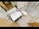 Appartamenti Gianni - modern & great location: SA1(2), A2(2+2), A3(2+2) Makarska - Riviera Makarska  - Appartamento - A3(2+2): il bagno con la toilette